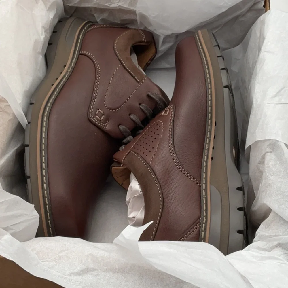 NWT CLARKS UN BRILEY LACE - MAHOGANY Men's Brown Leather‎ Shoes size 7.5